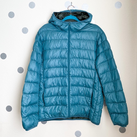 Uniqlo Jackets & Blazers - Uniqlo Packable Ultra Light Down Puffer Parka
